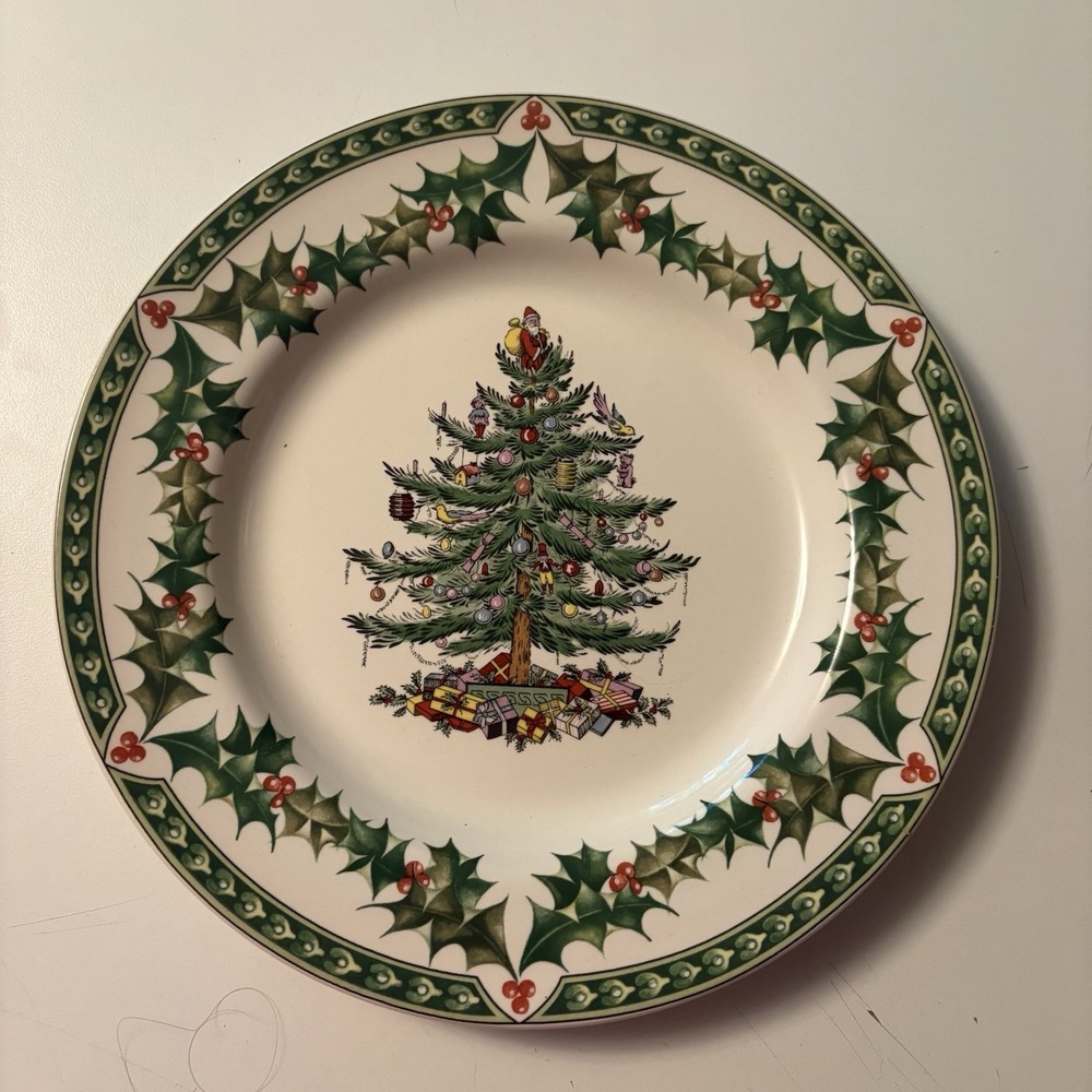 RARE SPODE CHRISTMAS TREE HOLLY ACCENT LUNCHEON PLATE NEW ENGLAND S3324-A1